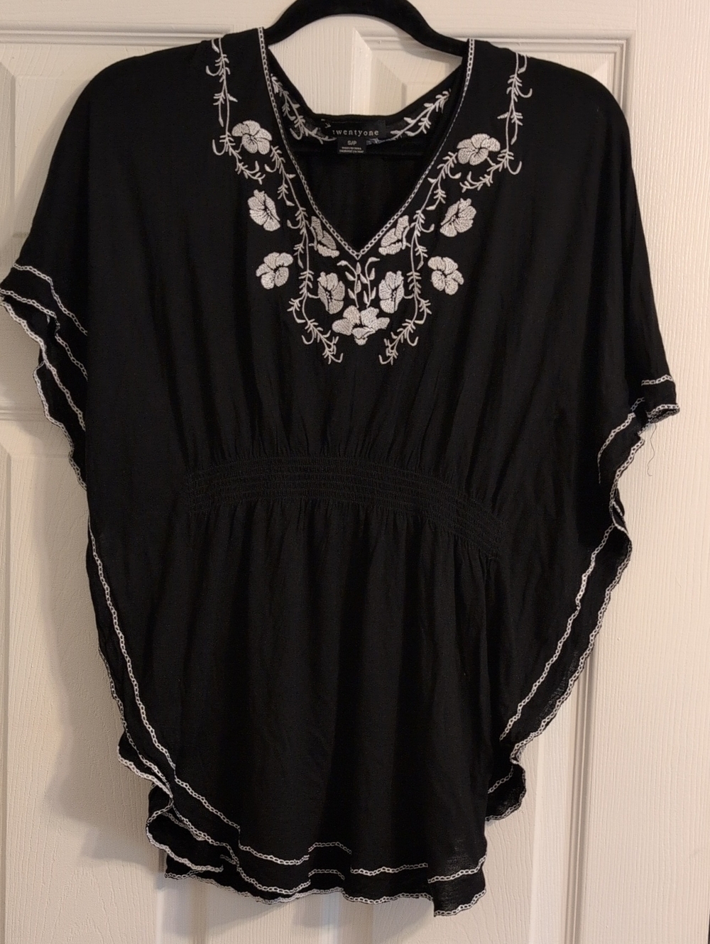Forever 21 Black V-Neck Tunic with White Floral Embroidery